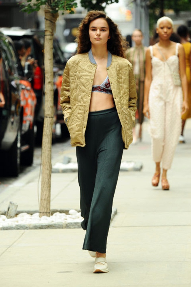 Bra © 2016 brilio.net