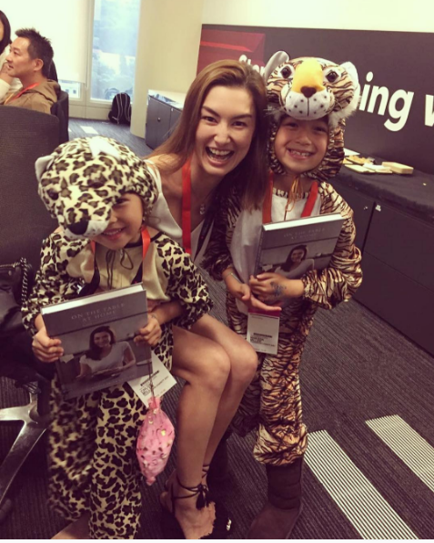 Hot Mom seleb Malaysia 1-10 © 2016 brilio.net