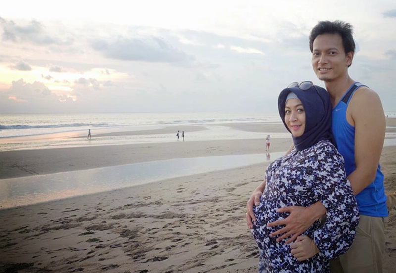 Fedi Nuril manjakan istri © 2016 brilio.net