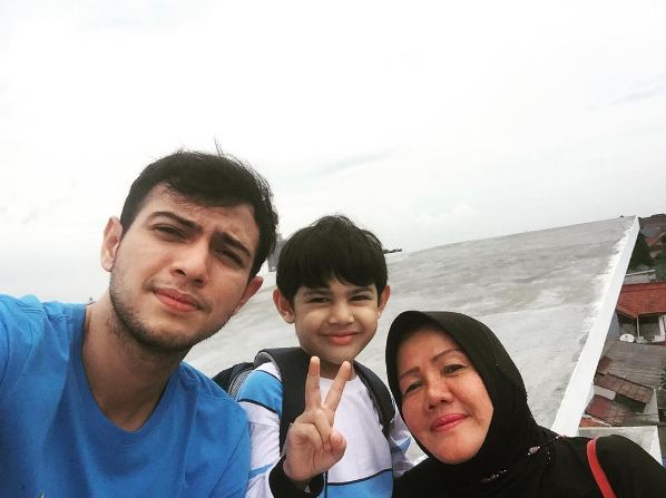 artis cowok nikah muda © 2016 brilio.net