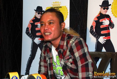 penyebutan gaya rambut kocak berbagai sumber