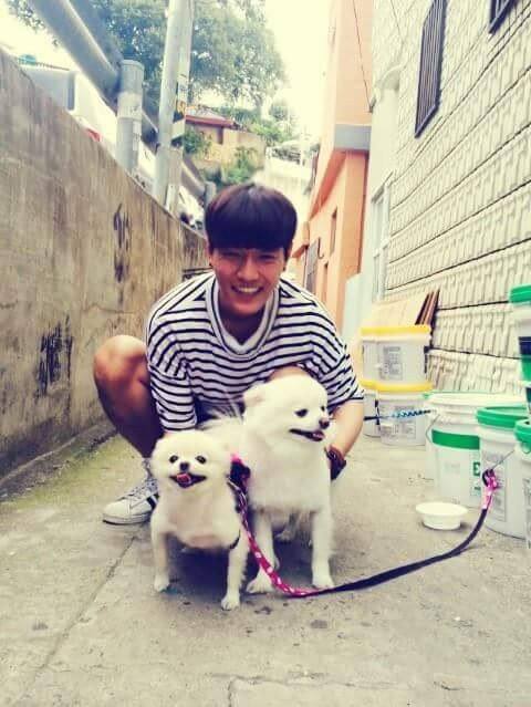 manajer KPOP © 2016 brilio.net manajer KPOP © 2016 brilio.net