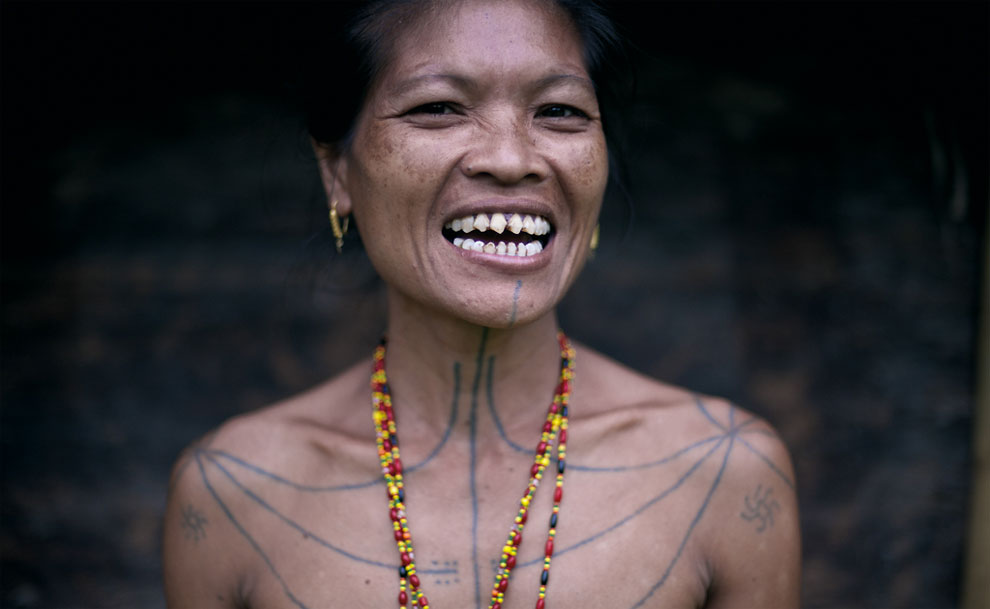 15 Foto suku pedalaman ini eksotis banget, dijamin bikin takjub