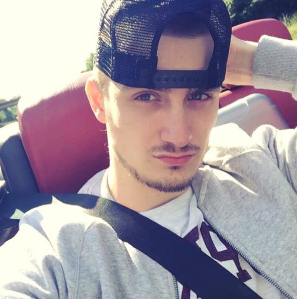 foto ganteng Fatih Seferagic © 2016 Instagram