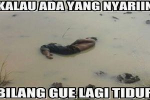 10 Meme aksi orang tidur di sawah ini dijamin kocak abis