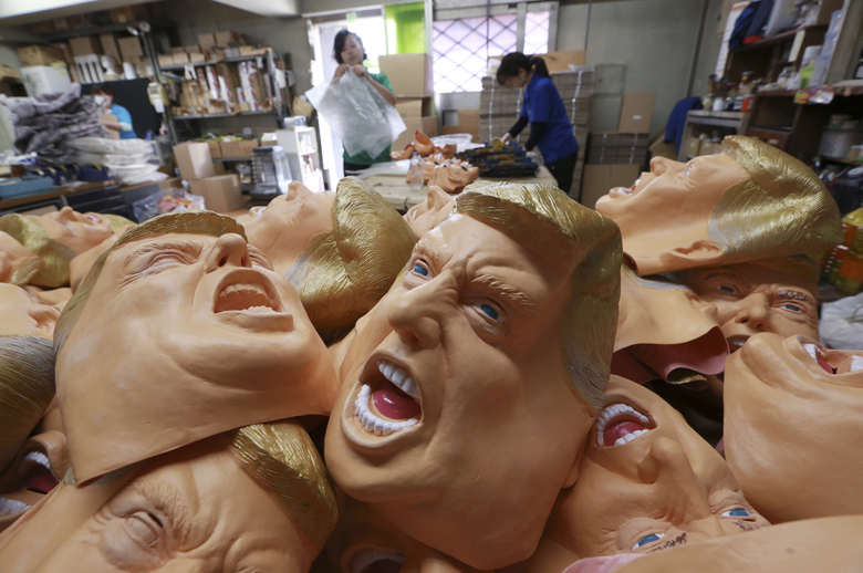 trump's mask © 2016 brilio.net trump's mask © 2016 brilio.net