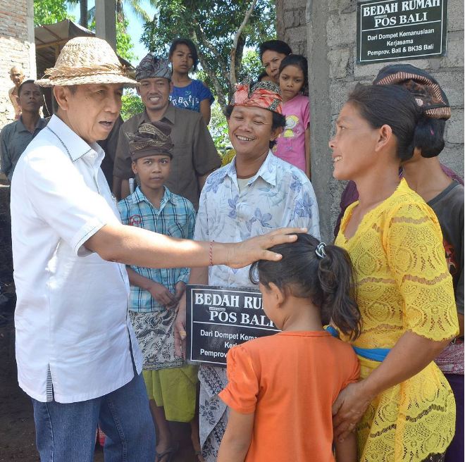 foto kedekatan pemimpin daerah dengan warganya © 2016 instagram foto kedekatan pemimpin daerah dengan warganya © 2016 instagram