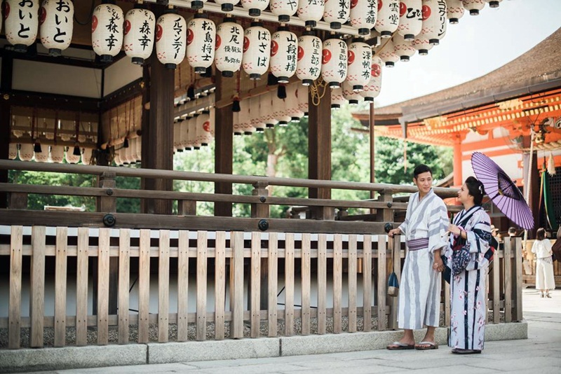 Bulan madu Junior & Putri Titian © 2016 brilio.net Bulan madu Junior & Putri Titian © 2016 brilio.net