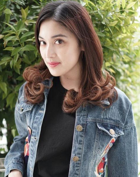 Kartika Dewi © 2016 instagram.com/kartikadewi20