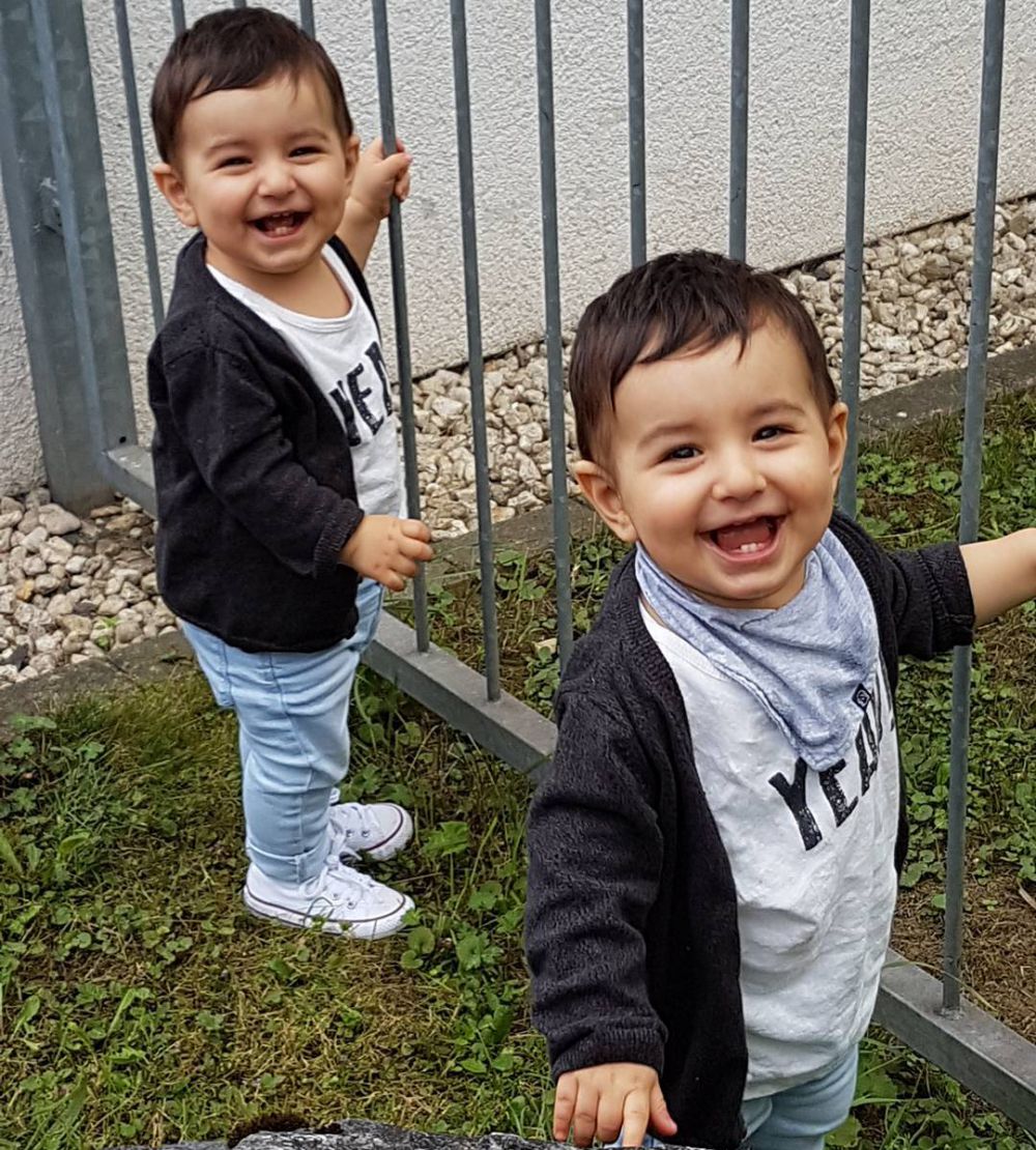 Agit dan Sidar © 2016 Instagram @a_s_twins Agit dan Sidar © 2016 Instagram @a_s_twins