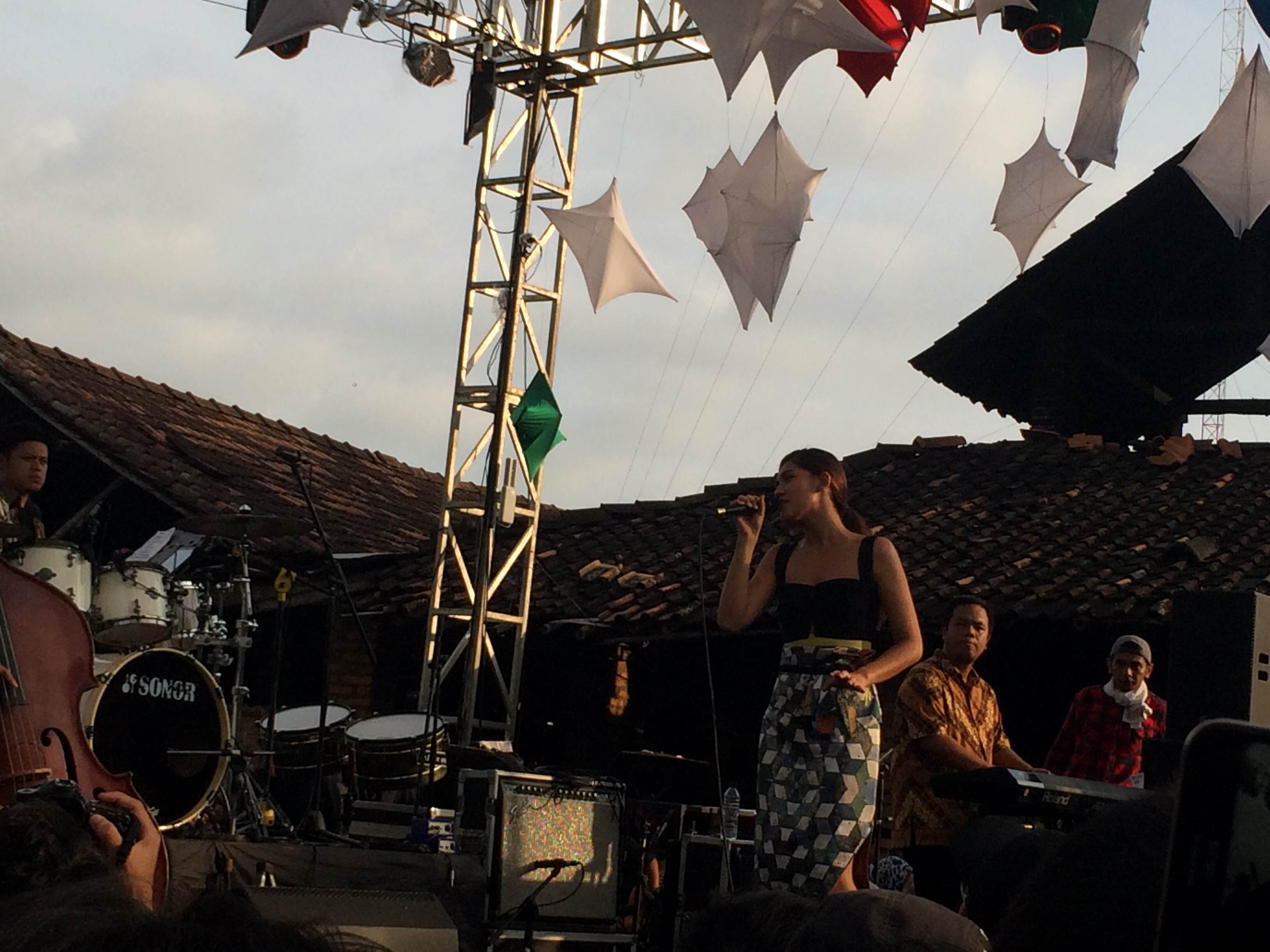 Monita Tahalea buka Ngayogjazz 2016 dengan 'Kekasih Sejati'nya 