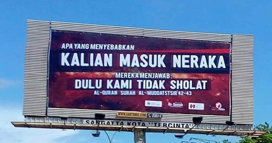 4 Billboard di Sangatta Kaltim ini bikin heboh netizen, kenapa ya?