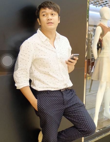 Tities Saputra Fashion © 2016 brilio.net Tities Saputra Fashion © 2016 brilio.net