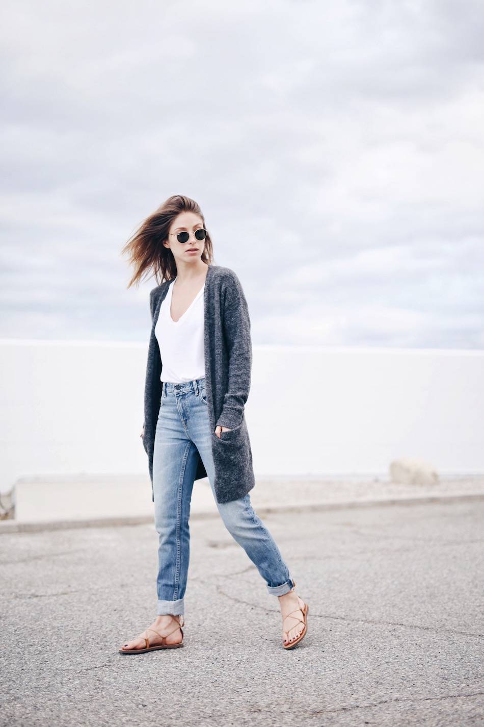 Padu padan kaos putih  © 2016 berbagai sumber