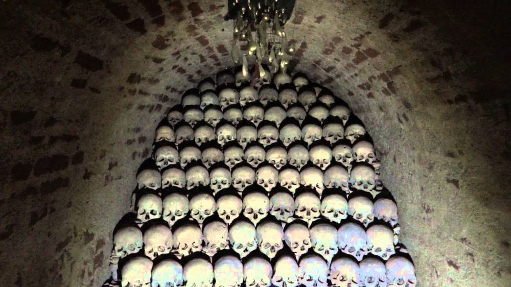 9 gereja tengkorak © 2016 brilio.net