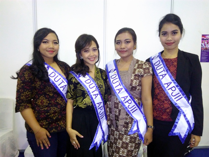 Miss Internet © 2016 brilio.net