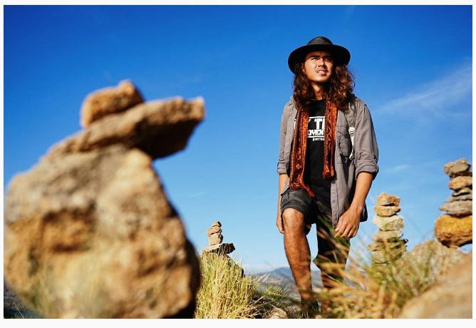 host jalan-jalan © 2016 brilio.net host jalan-jalan © 2016 brilio.net