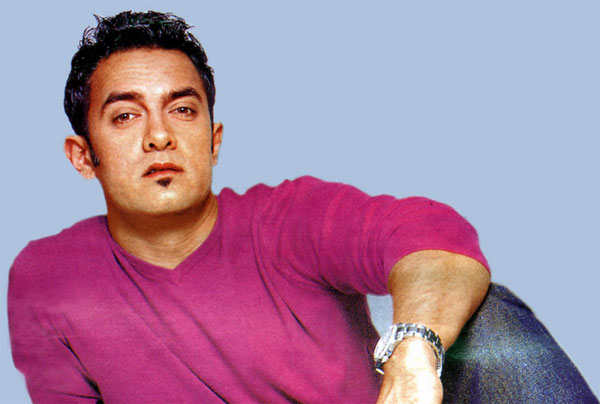 16 Transformasi penampilan Aamir Khan di berbagai film, kontras banget