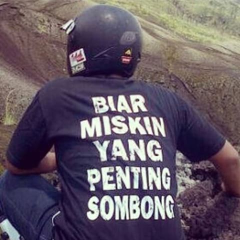 Yang penting sombong Istimewa Yang penting sombong Istimewa