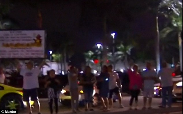 Fidel Castro meninggal, warga Miami malah bersuka cita pawai di jalan
