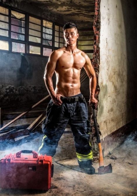 11 Foto ini buktikan pemadam kebakaran di Taiwan ganteng & keren abis!