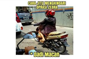 10 Cara kocak hindari operasi zebra, bikin polisi gagal paham seketika