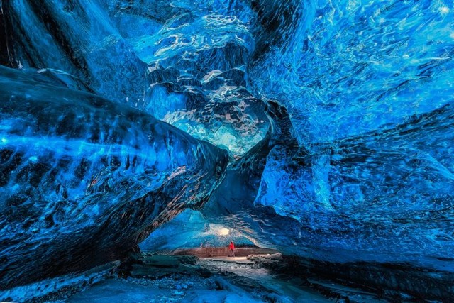 15 Foto goa es kristal di Islandia ini bikin kamu tersihir melihatnya