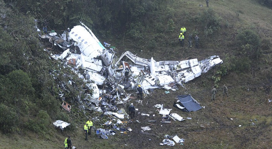 13 Potret evakuasi pesawat jatuh yang bawa tim sepak bola Chapecoense