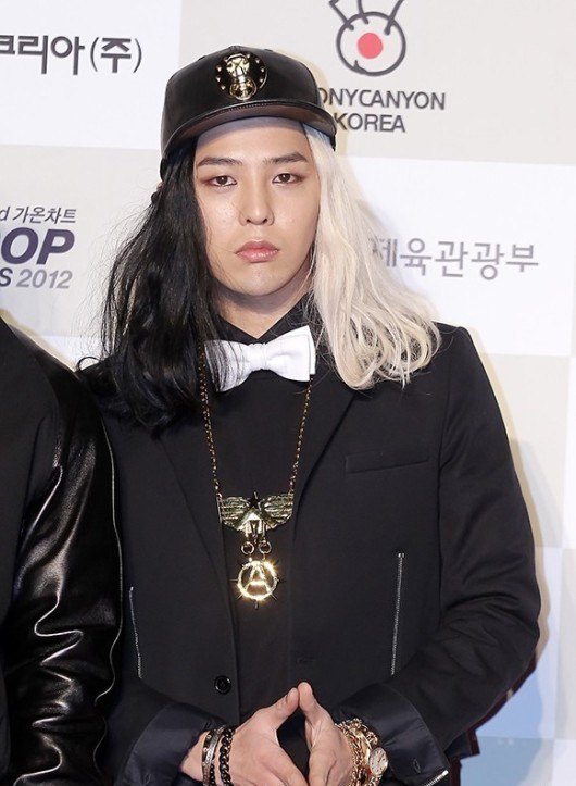 16 Foto transformasi rambut ini buktikan GD 'Bigbang' king of fashion