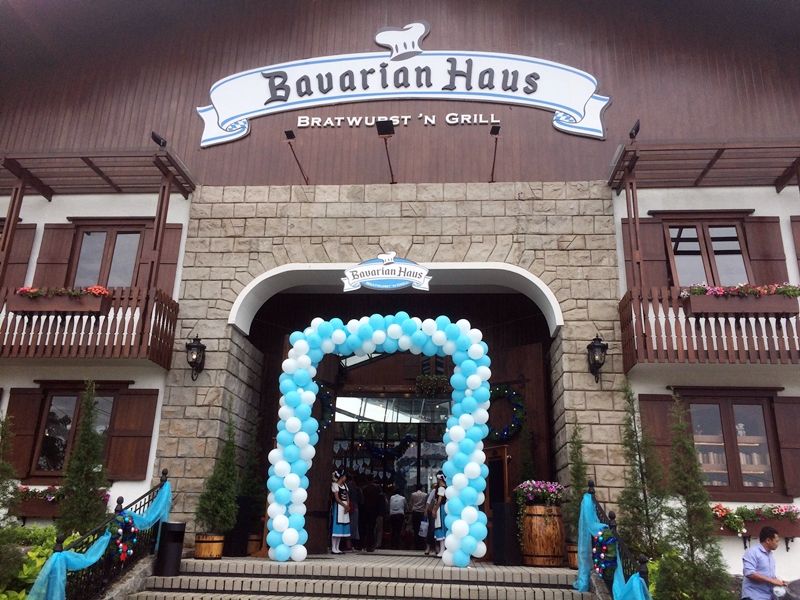 Wow, ternyata ada restoran ala Bavaria di Puncak, Bogor