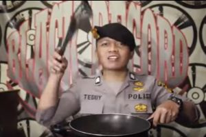 Polisi nge-Rap lagu 'Tahu Bulat' bukti mereka bisa juga kocak 