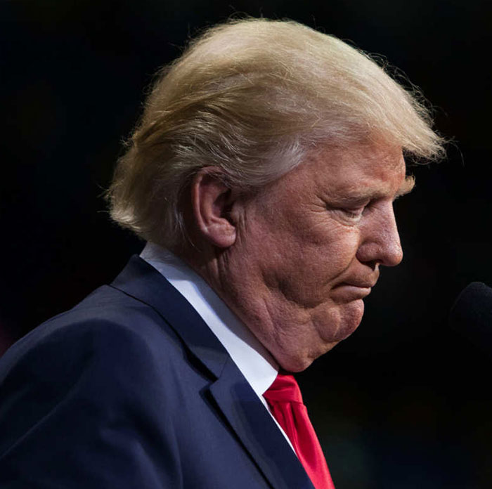 10 Foto editan lipatan dagu milik Donald Trump ini bikin ketawa