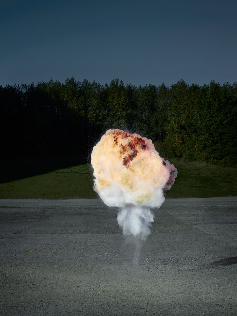 10 Foto 'slow motion' ledakan ini sering dikira editan saking kerennya