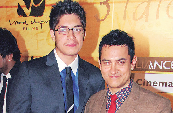 10 Foto Aamir Khan tetap hangat bareng anak meski tak dapat hak asuh