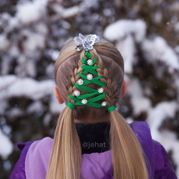 15 Kreasi tatanan rambut ala pernak -pernik  Natal ini bisa kamu tiru