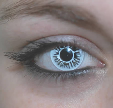 15 Lensa kontak unik ini bikin mata kamu terlihat tak biasa
