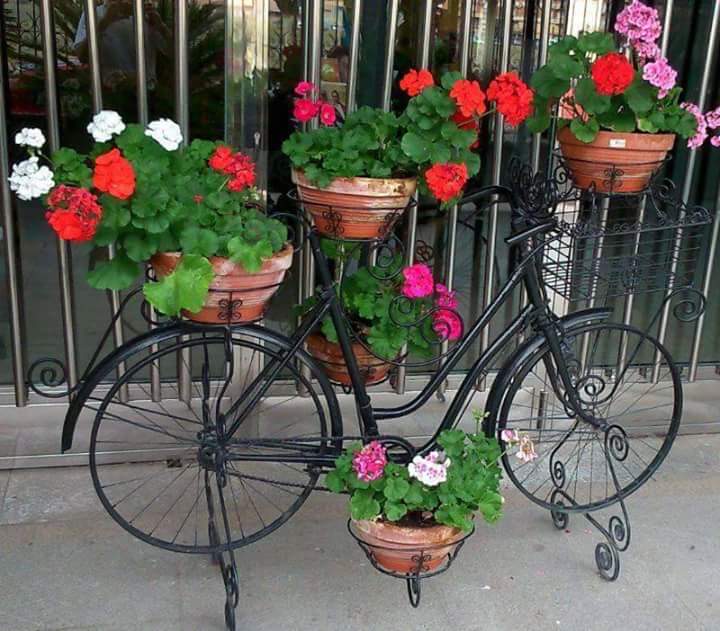 8 Taman bunga dari sepeda ini keren banget, bisa dicoba nih