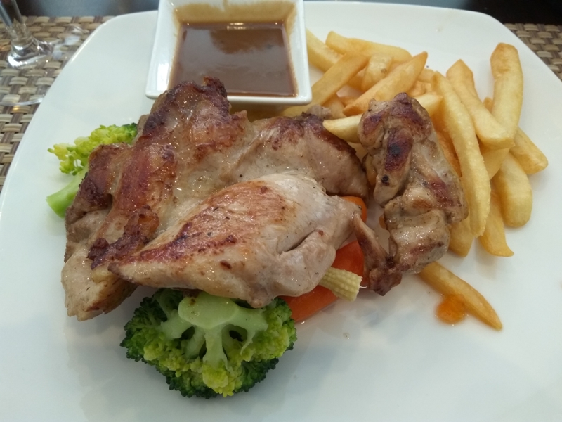 Village Hotel Albert Court © 2016 brilio.net