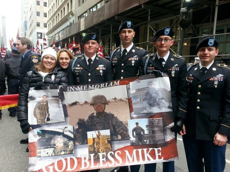 kisah pengorbanan tentara di medan perang ini bikin nangis © 2016 vorply