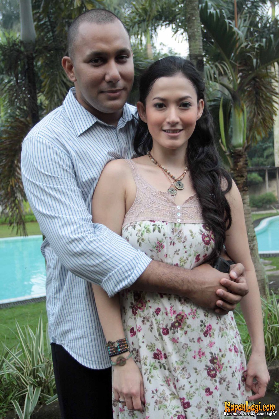 Seleb ngotot nikah malah pisah © 2016 brilio.net Seleb ngotot nikah malah pisah © 2016 brilio.net