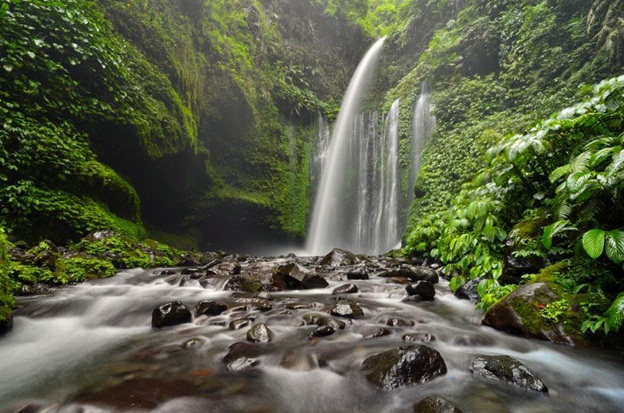 10 Air terjun di Nusantara ini dijuluki Niagara dari Indonesia