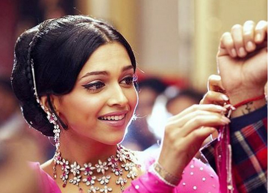 10 Selebriti Bollywood ini ternyata rela main film meski tak dibayar