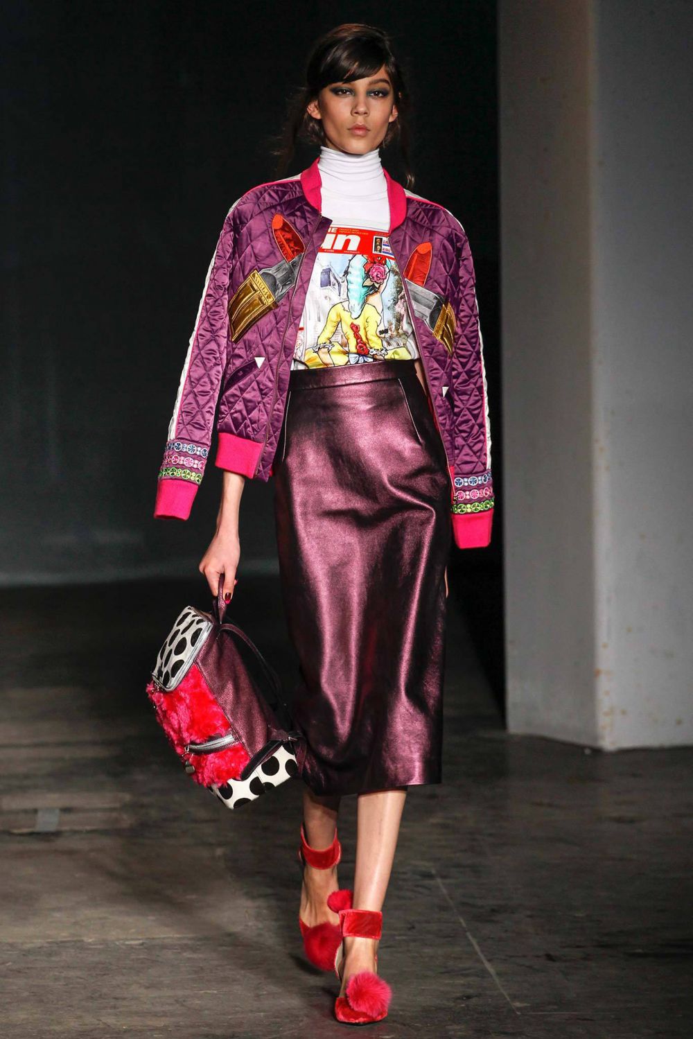 Metallic Skirt Gaya © 2016 brilio.net