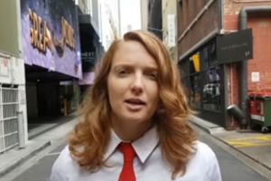 Remaja bule ini bikin lagu rap soal Bung Karno, keren abis lho