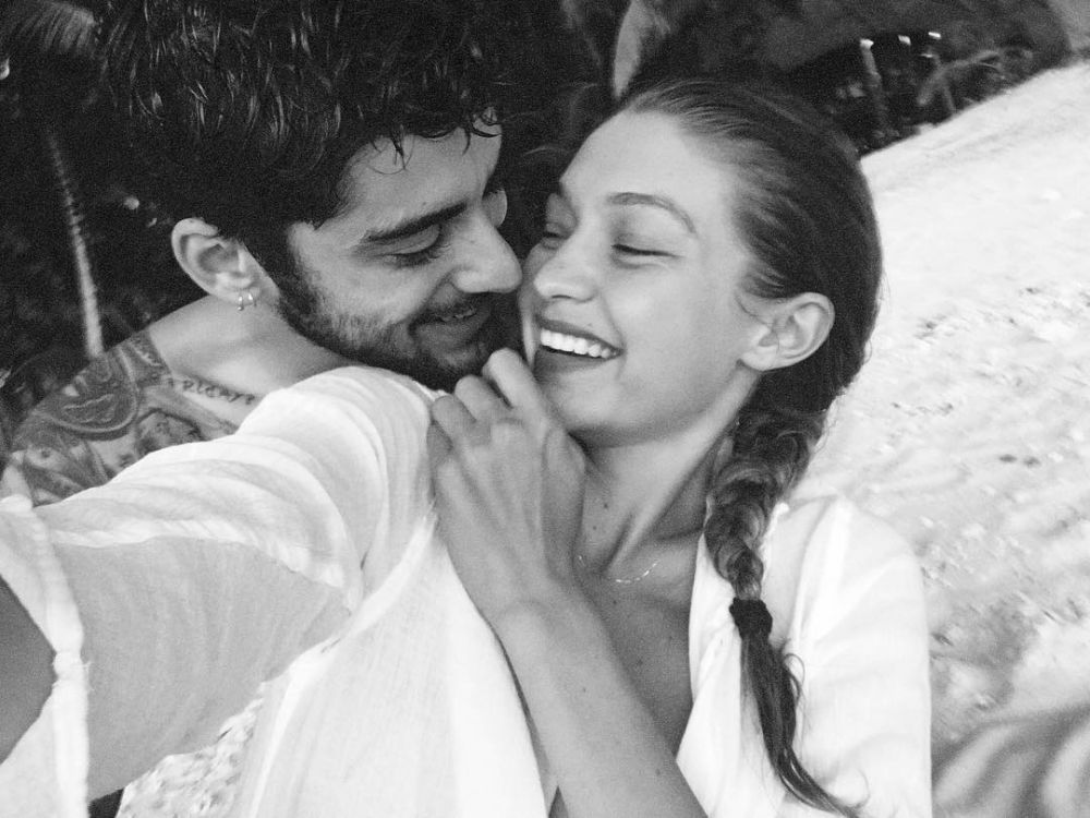 Selain ciuman mesra, ini 11 foto romantisnya Zayn Malik dan Gigi Hadid