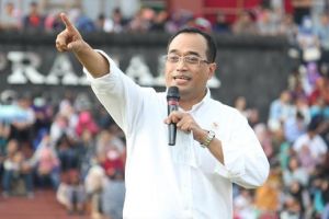 Ini imbauan Menteri Perhubungan Budi Karya soal demam 'Om Telolet Om'