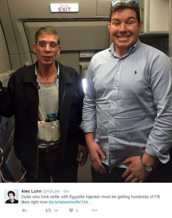 foto selfie ini paling dikecam di seluruh dunia © 2016 berbagai sumber