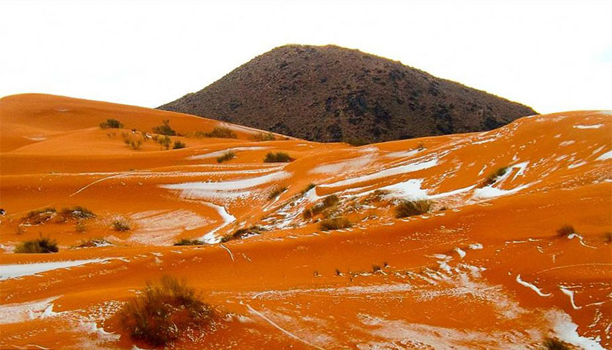 9 Foto Gurun Sahara yang akhirnya bersalju setelah 37 tahun, ajaib