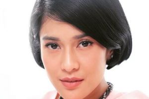 Ganti gaya rambut, 10 seleb ini paling bikin heboh di 2016