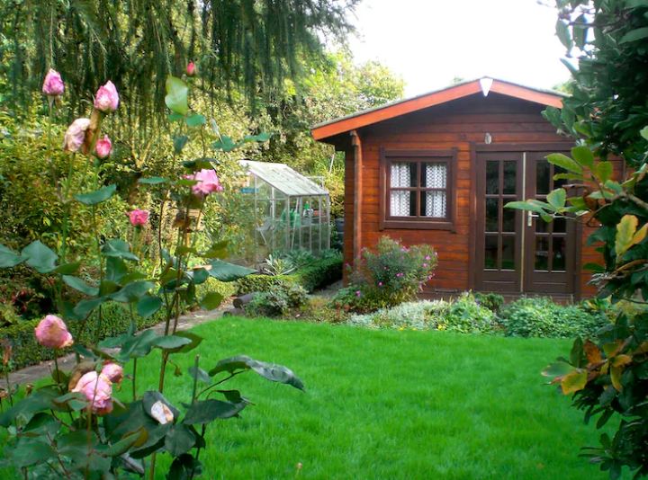 rumah ala hobbit © 2016 brilio.net